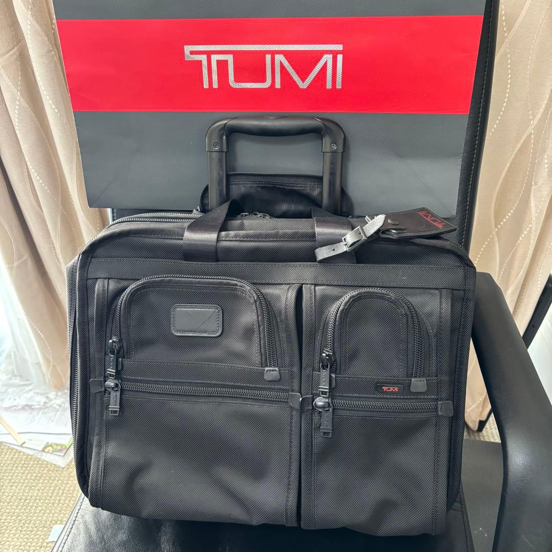 じゅん　TUMI 26103DH 難有り　拡張可　ビジネス 出張 旅行