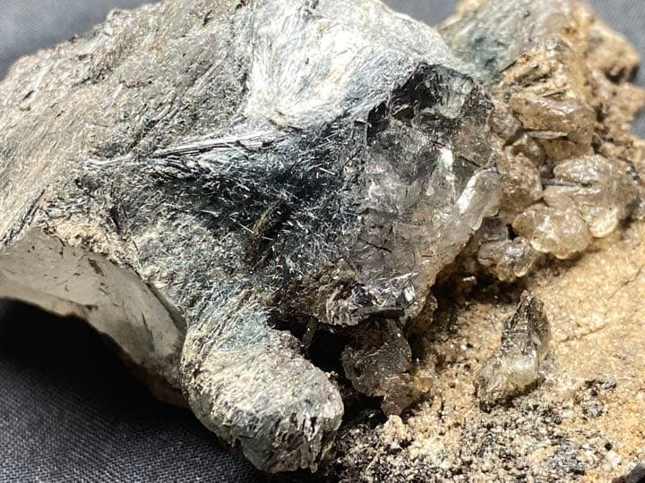 ブルー　アクチノライト　ザギ水晶　ザギマウンテンクォーツ　65g