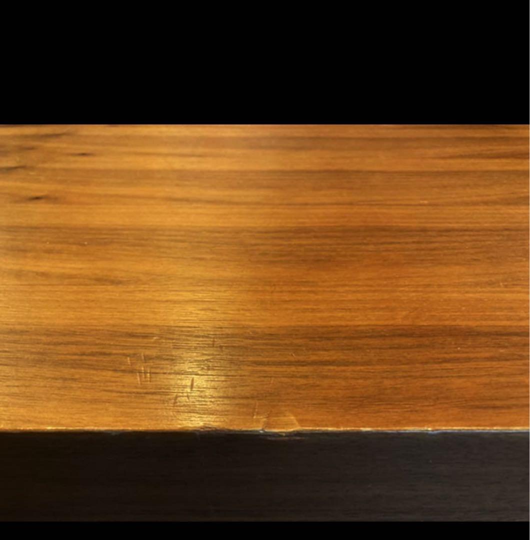 アクタス　オウン　ダイニングテーブル