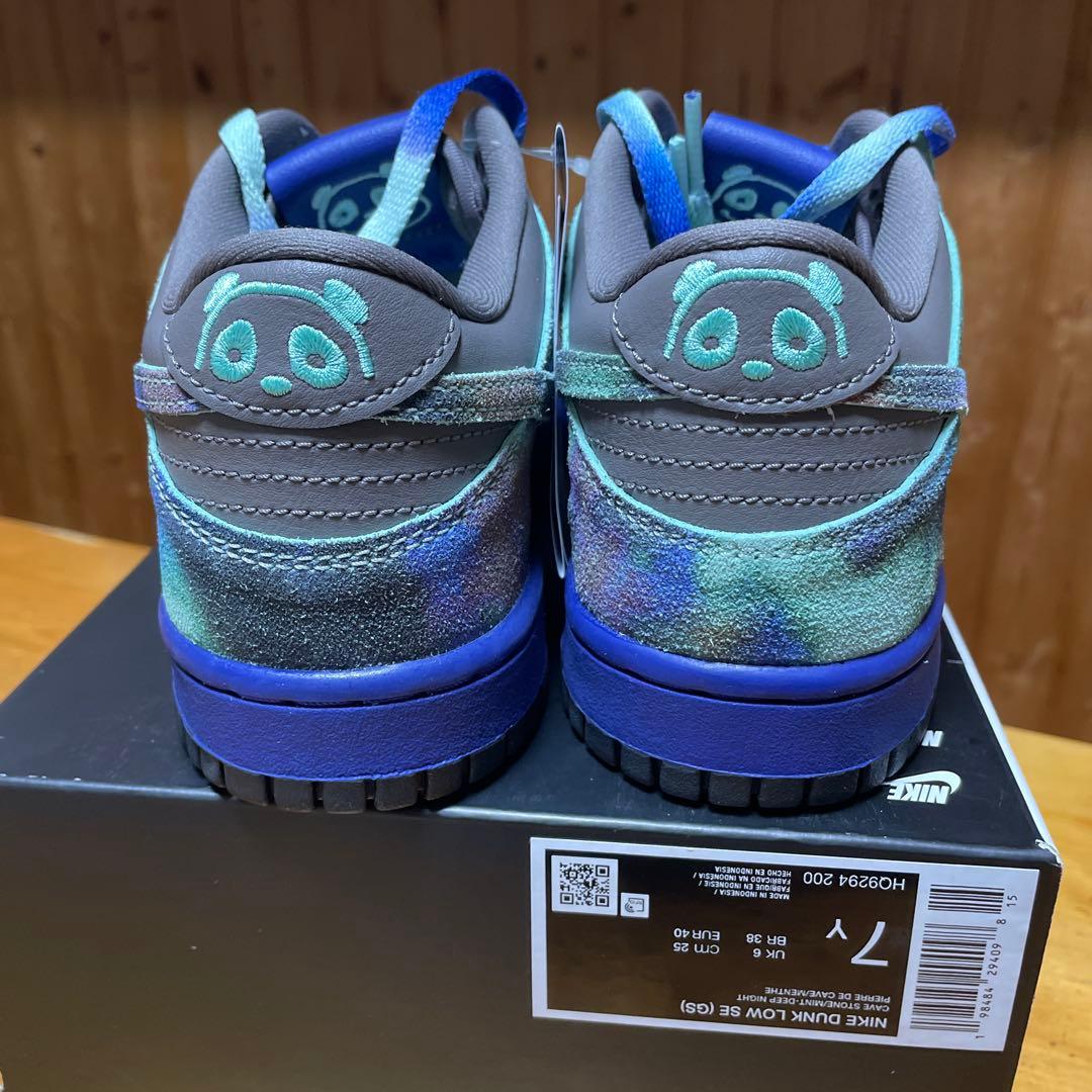 Nike Dunk Low SE (GS) “Panda“ レディース25cm