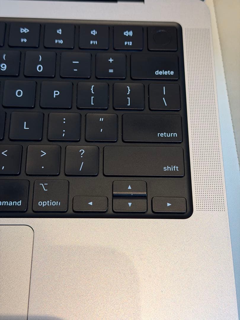 めんまMacBook Pro 14“ M1 Max 64GB US