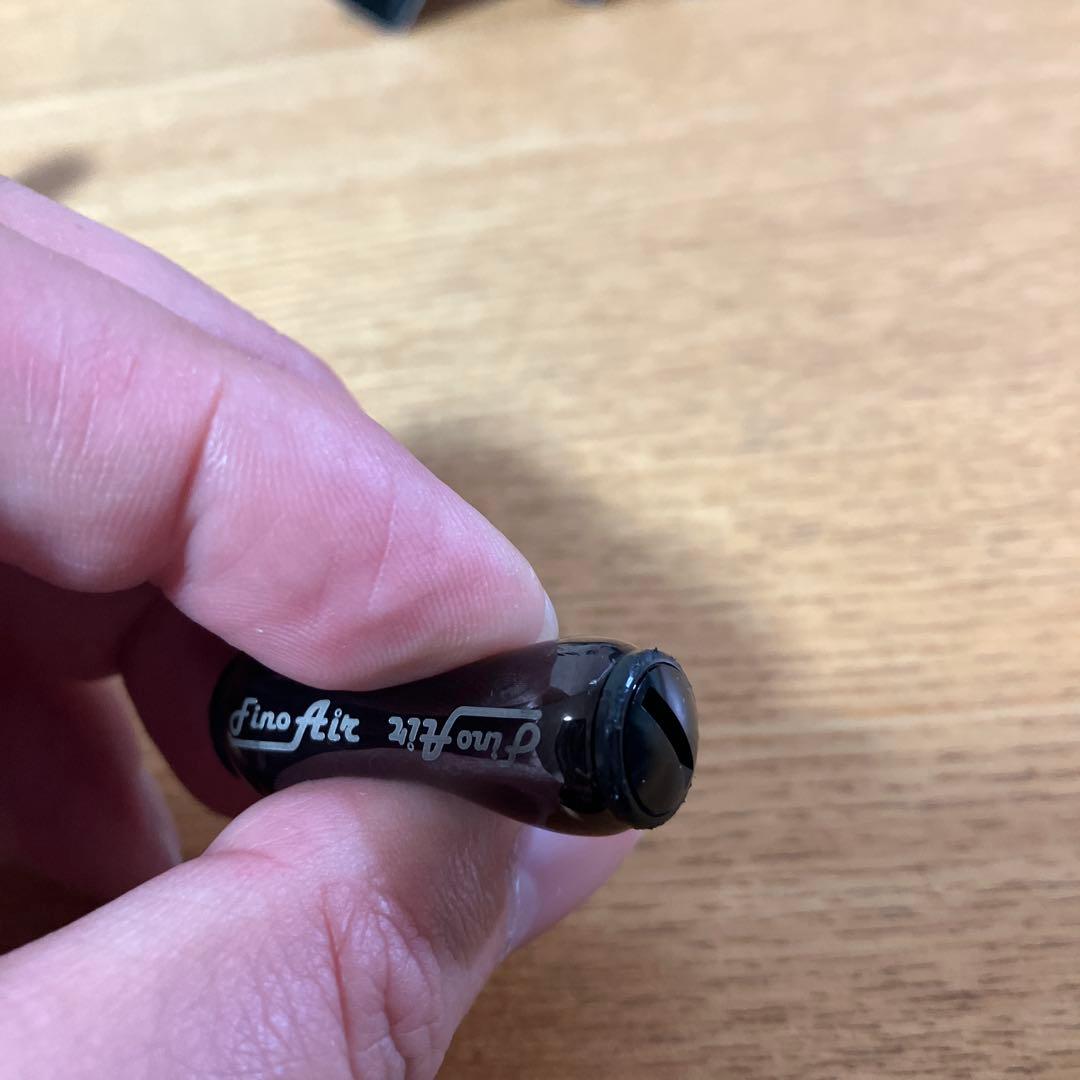 LIVRE リブレ　フィーノエアー　ブラウンIP 2個　傷有