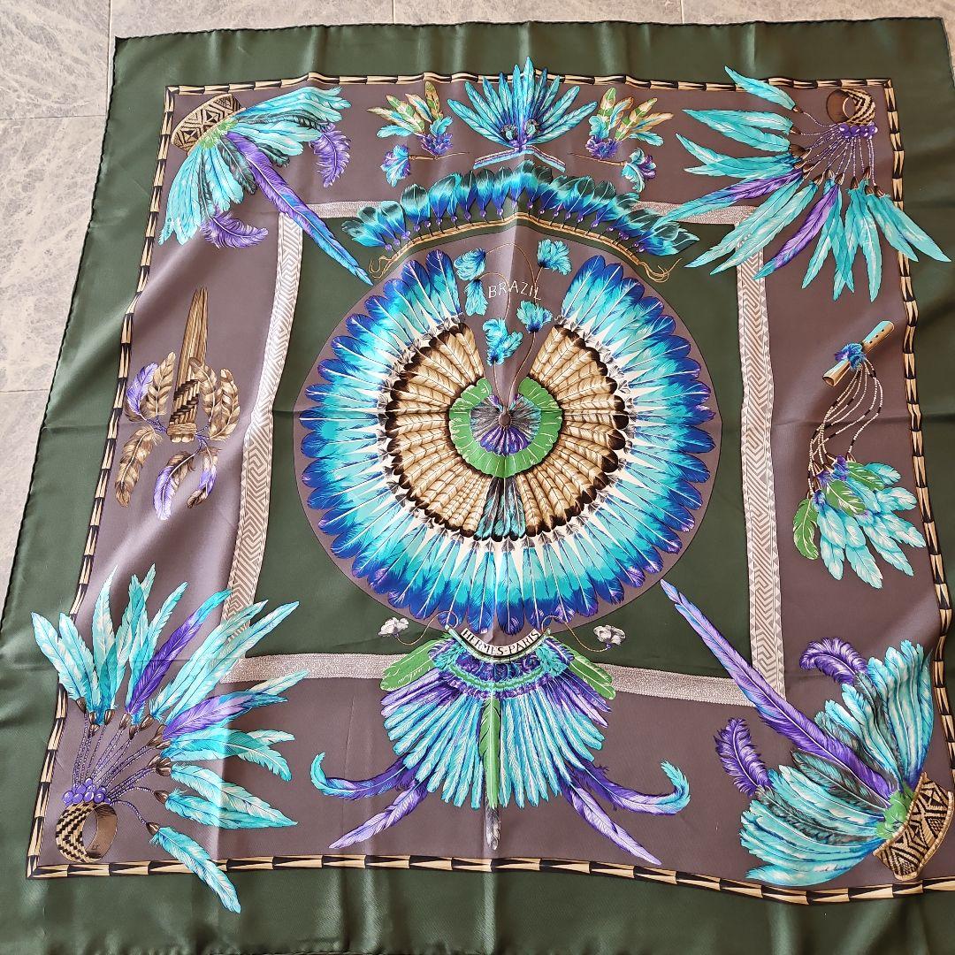 HERMES ブラジル羽根デザイン スカーフ