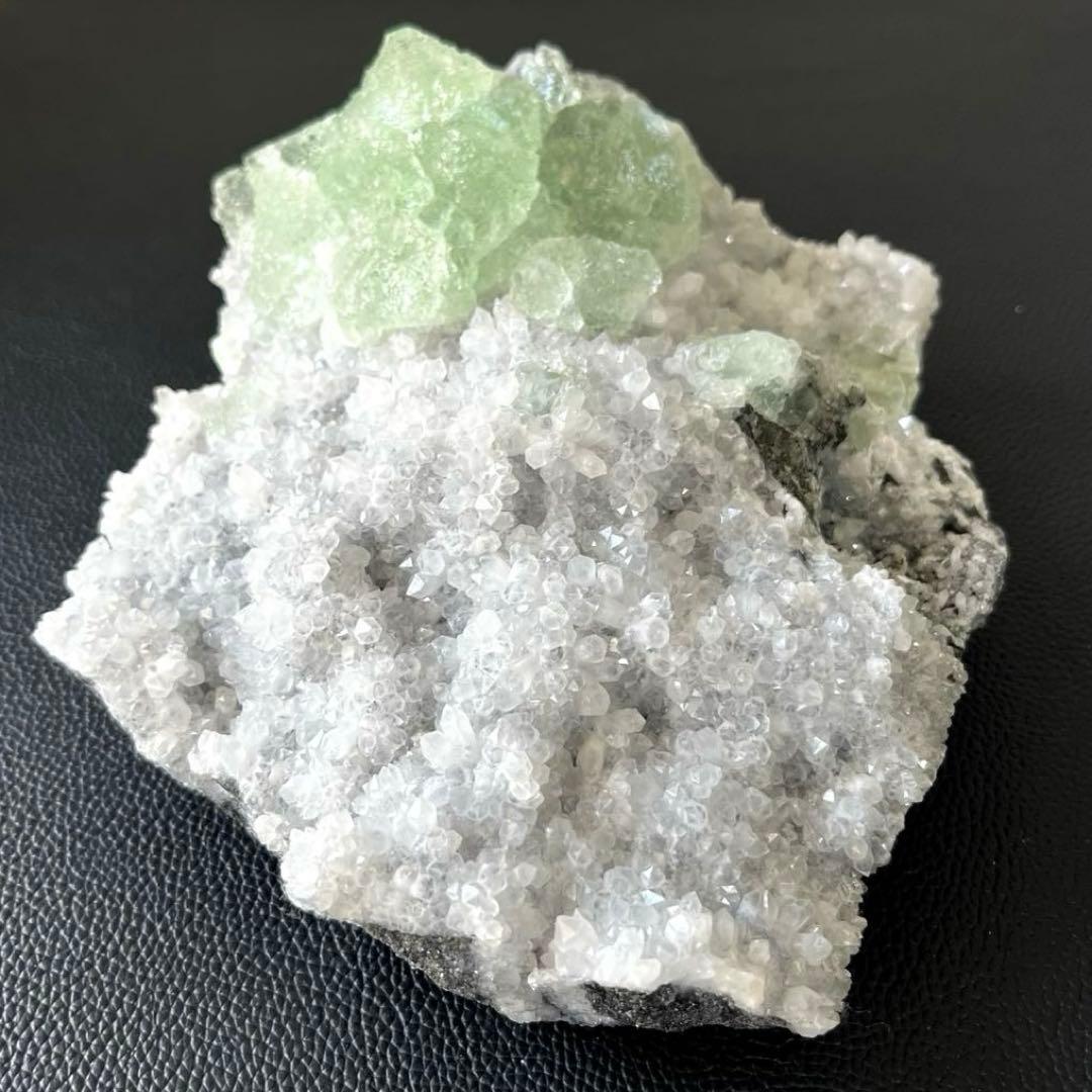 天然石　原石　グリーンアポフィライト　大型1740g パワーストーン