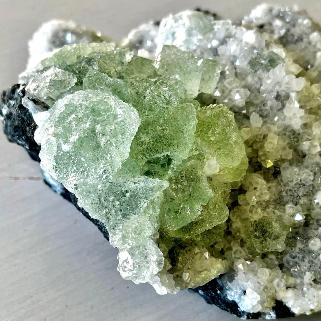 天然石　原石　グリーンアポフィライト　大型1740g パワーストーン