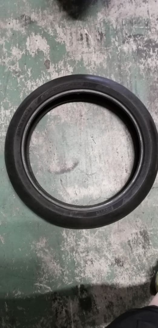 ピレリ　スーパーコルサ　sc1 SUPER CORSA 120/70 17