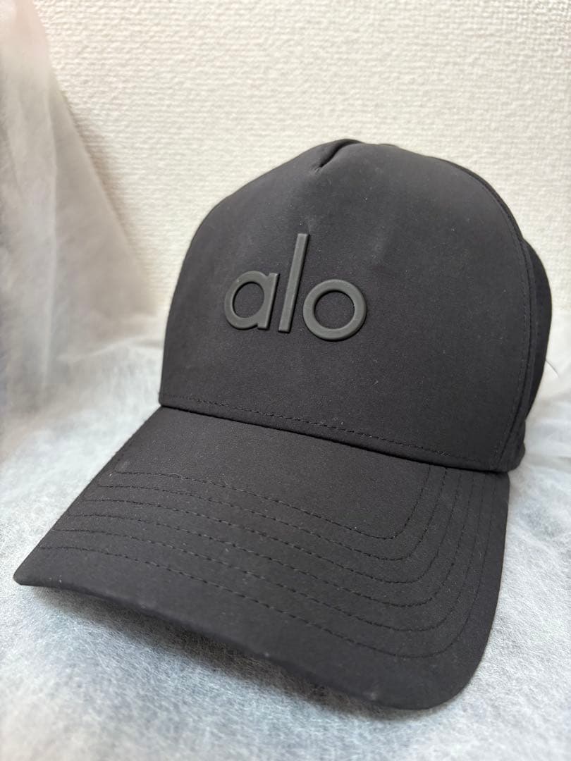 【最終価格】alo yoga 黒 キャップ メッシュ