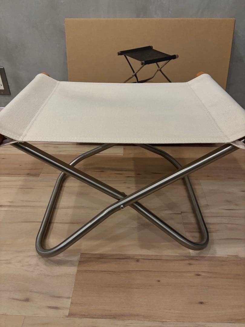 ニーチェアx オットマン