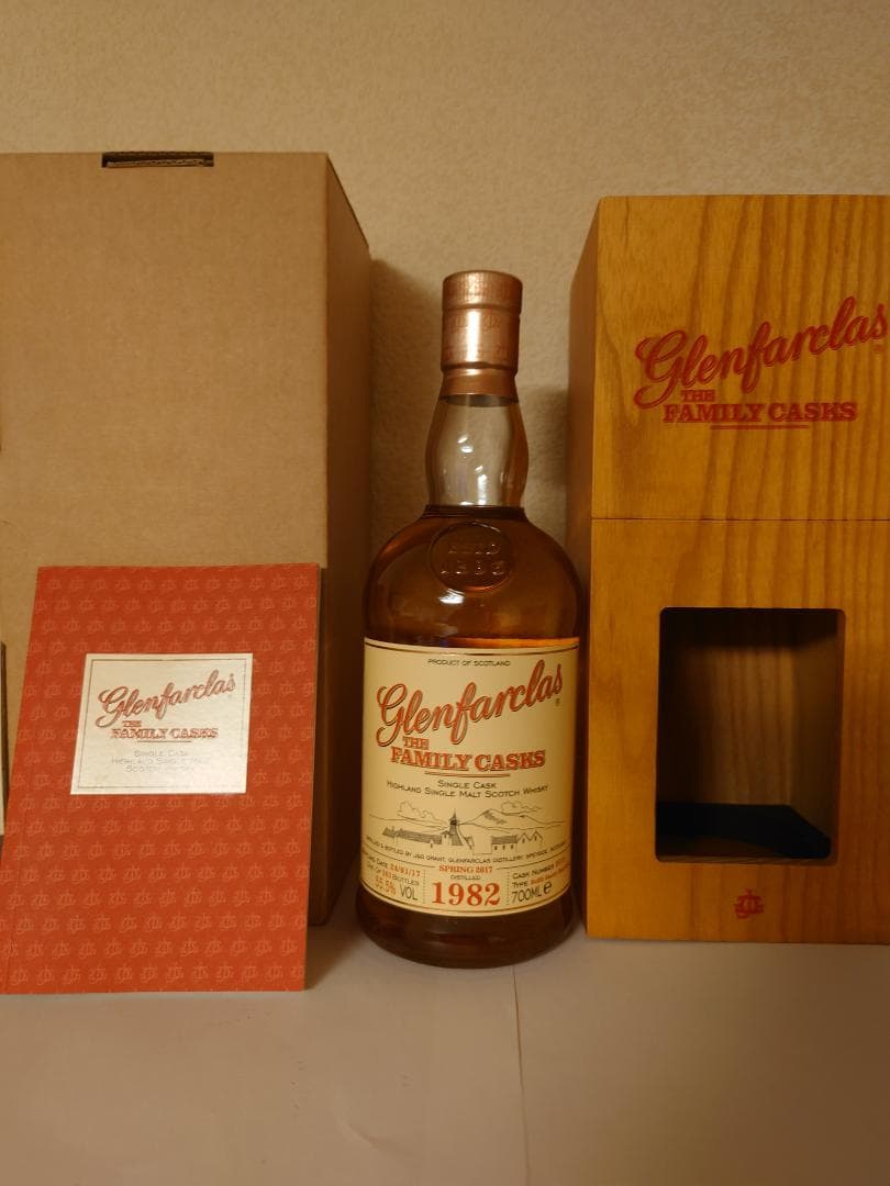 グレンファークラス ファミリーカスク 1982-2017 55.5% #2215