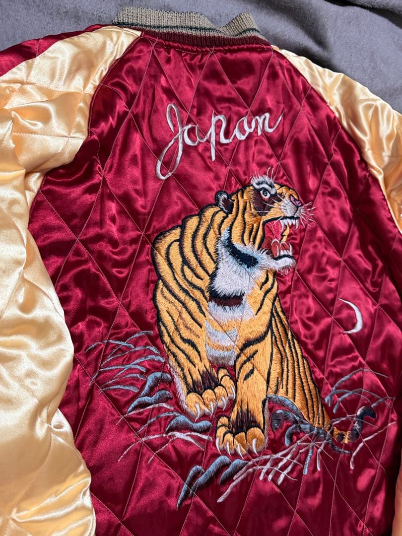 美品 ２面用 テーラー東洋 虎 アロハハワイ 日本限定スカジャン vintage