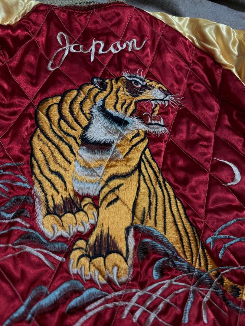 美品 ２面用 テーラー東洋 虎 アロハハワイ 日本限定スカジャン vintage