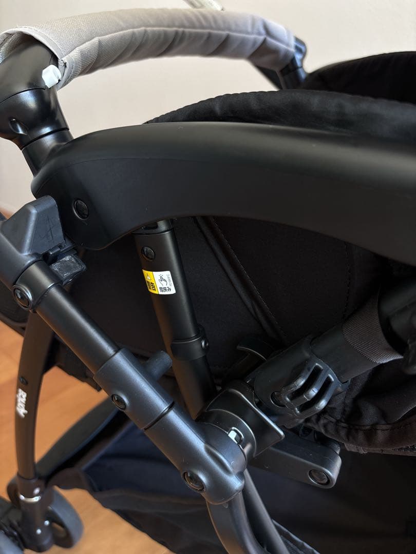 【美品】Apricaアップリカ ベビーカーラクーナビッテクッション２０２３年製