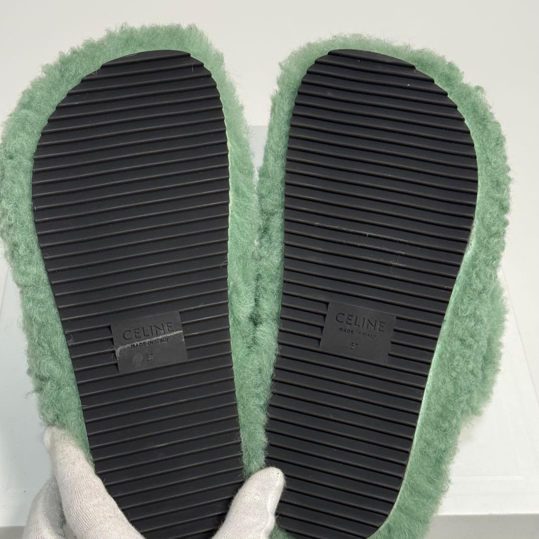 破格✨CELINE セリーヌ トリオンフ サンダル　ファースリッパ