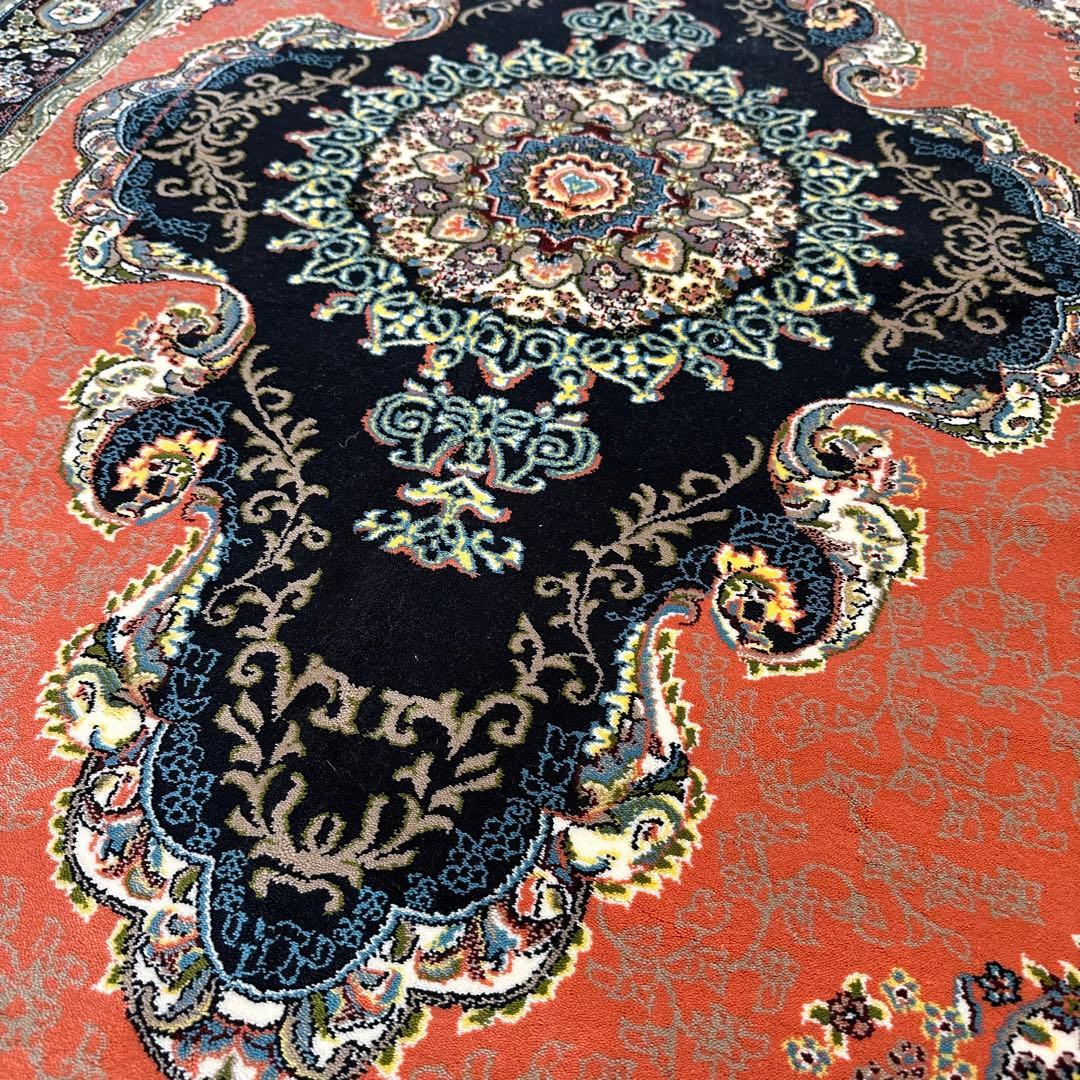 【新品未使用】ペルシャ産　絨毯　機械織　メダリオン　ボタニカル　オリエント