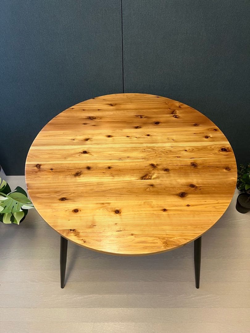 【送料無料】 テーブル 丸形 90cm 杉 Nt アイアン製ボルト連結脚