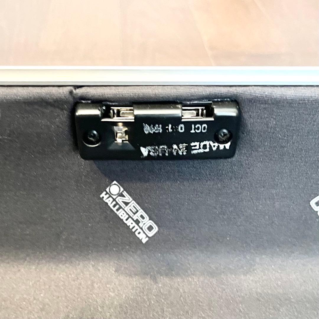 ゼロハリバートン アルミキャリーケース/アメリカNY購入ミドル2輪スライドレバー