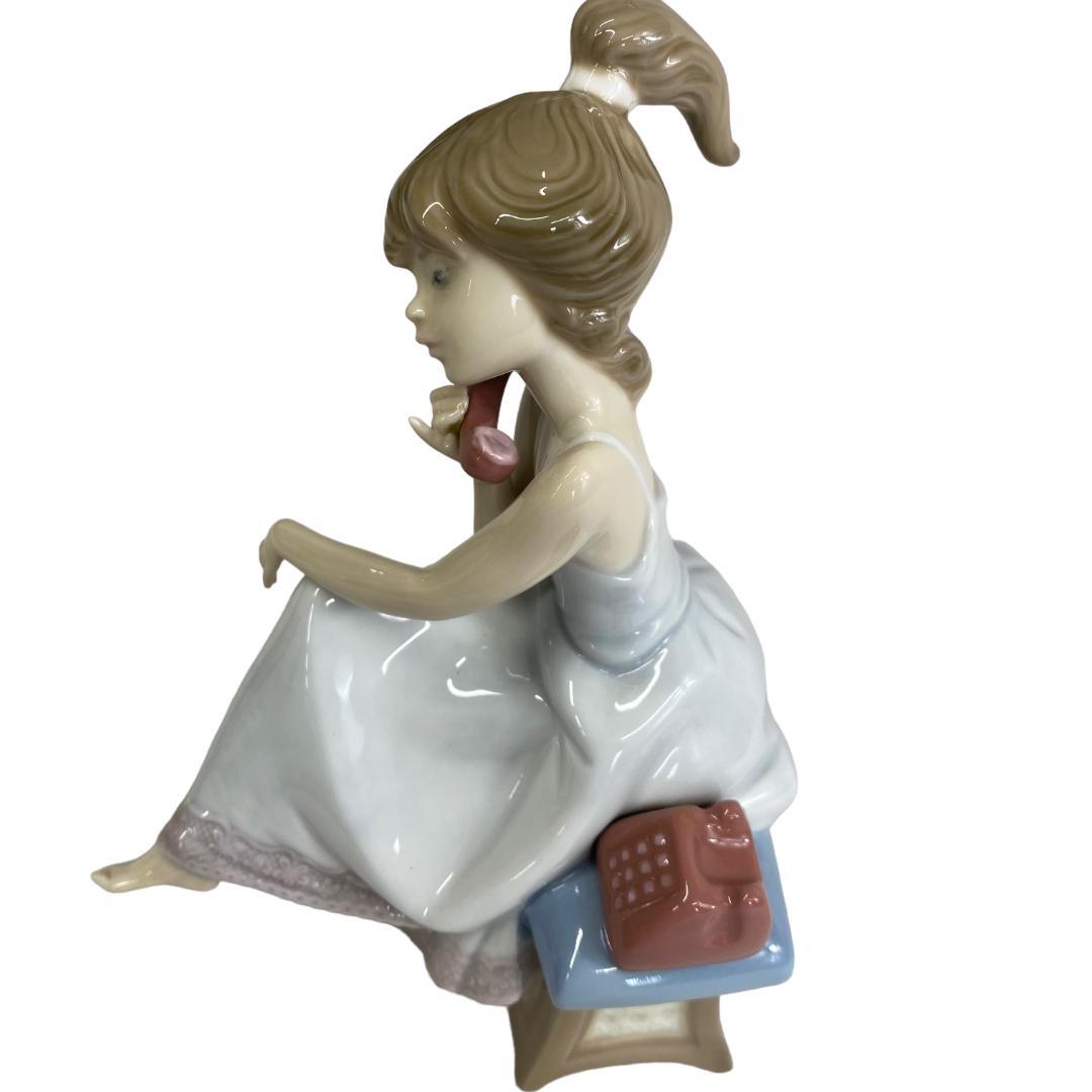 yj37 LLADRO リヤドロ No.5466 『大事な電話』 少女 犬 置物