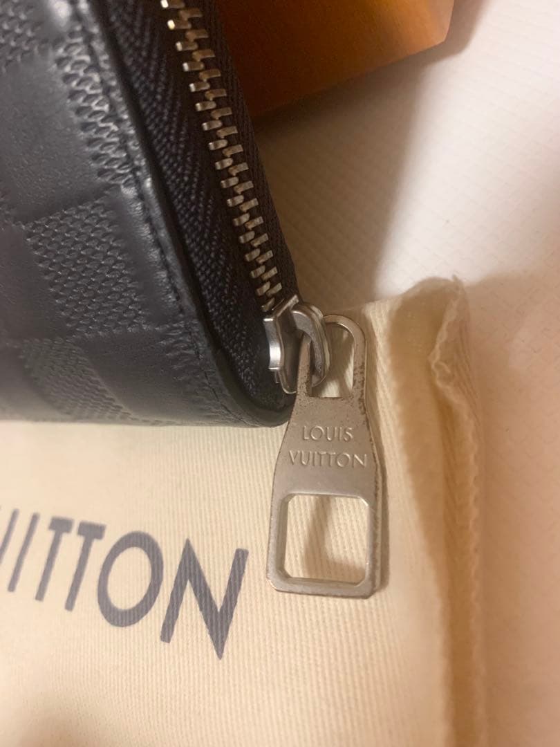 ルイ ヴィトン ジッピーウォレット ヴェルティカル 長財布 アンフィニ