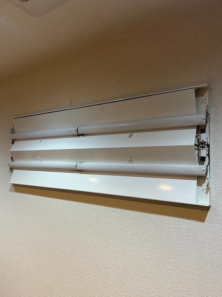 壁掛け ランプ モダン