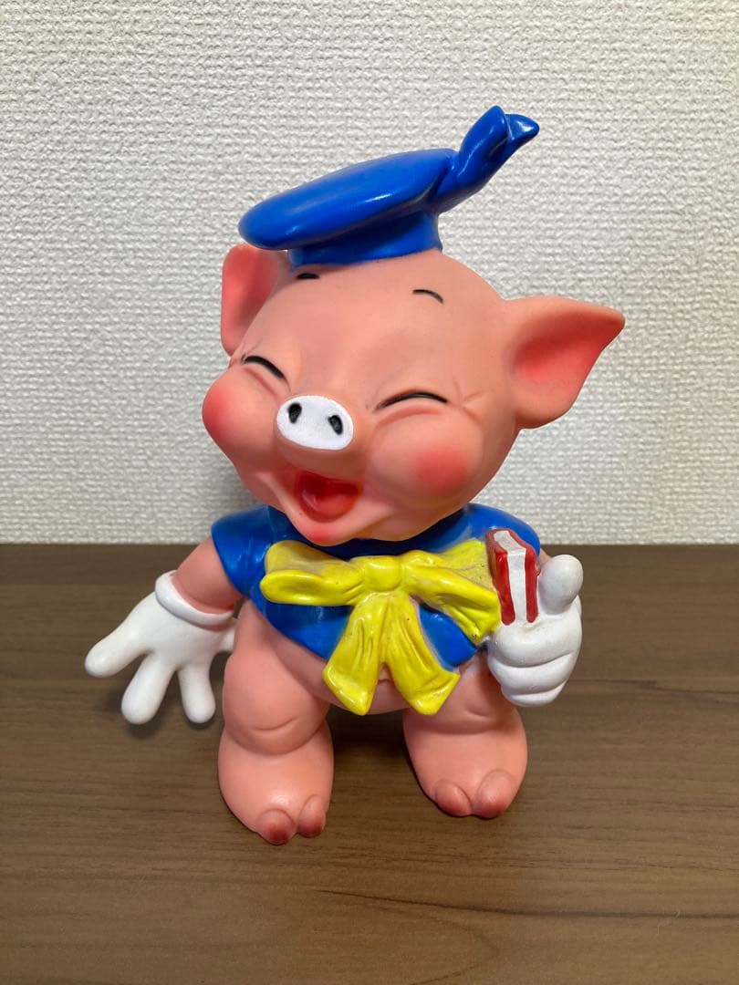 レドラプラスチック　LEDRAPLASTIC 3匹のこぶた