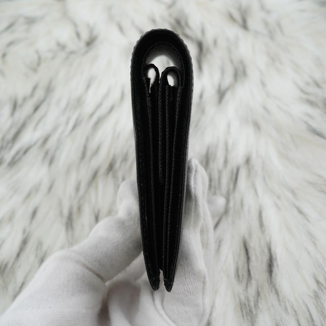 新品未使用品　BURBERRY LONDON 二つ折り財布　ノバチェック　黒