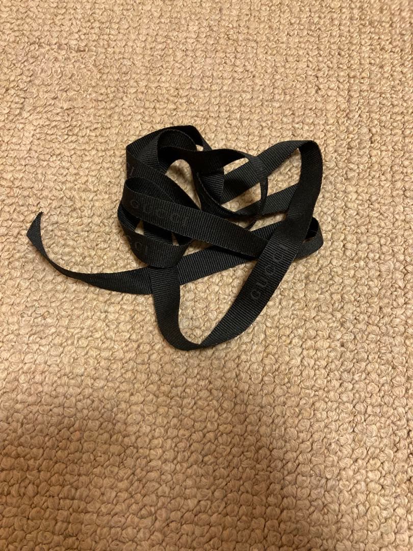 グッチ ベルト 黒 革製　箱と袋付き　全長100センチ 穴5つ