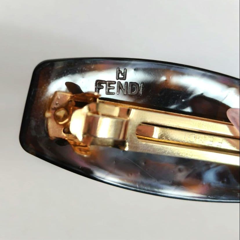 FENDI ロゴ入りべっ甲 バレッタ ブラウン ブラック シュシュ 袋付き 中古