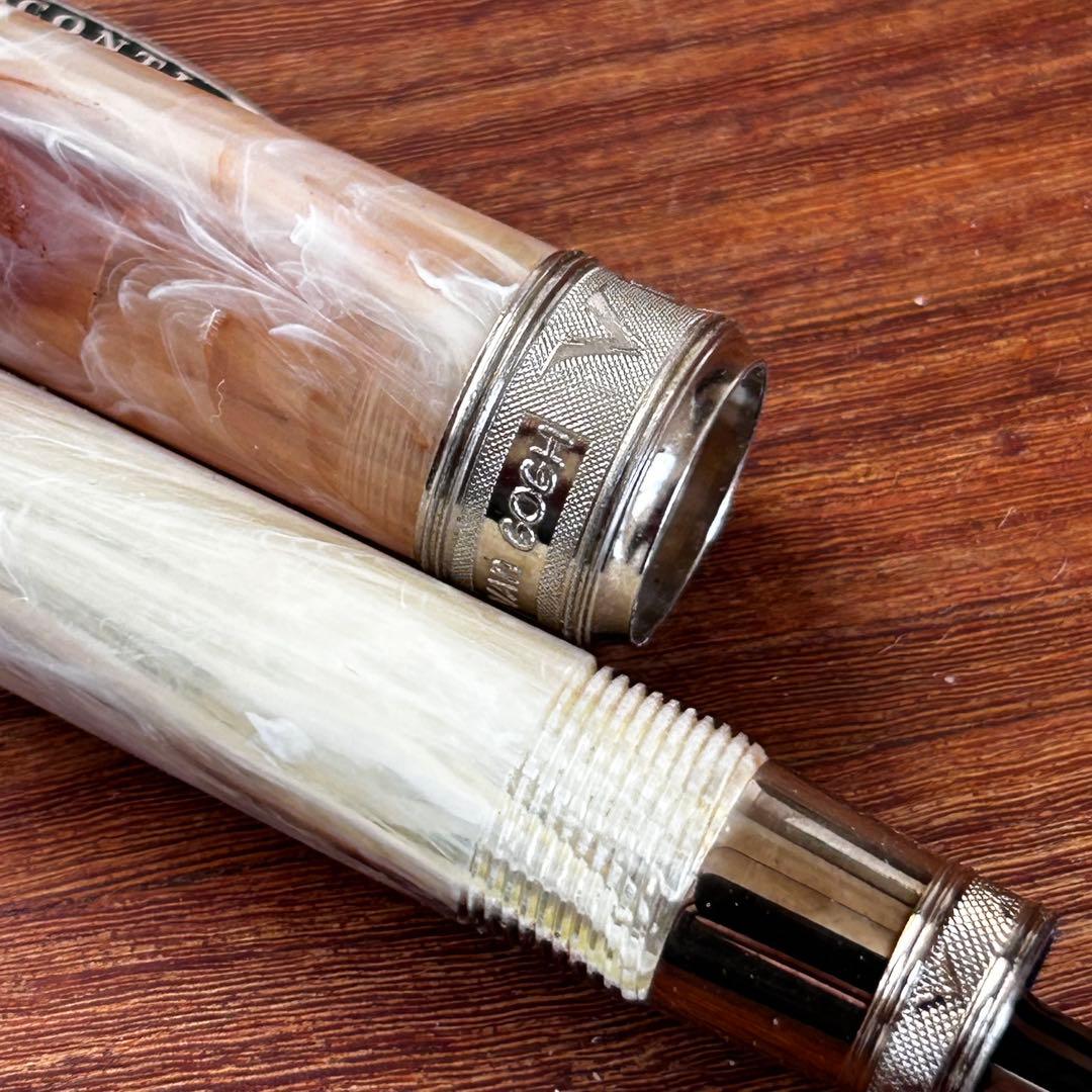 ⭐︎ビスコンティ 万年筆 ヴァン•ゴッホ　バニラ　ミディアム