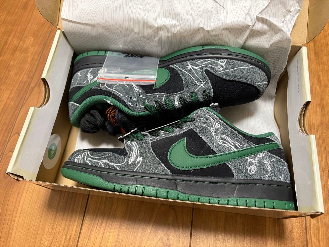 靴 There Skateboards x Nike SB Dunk Low Pro