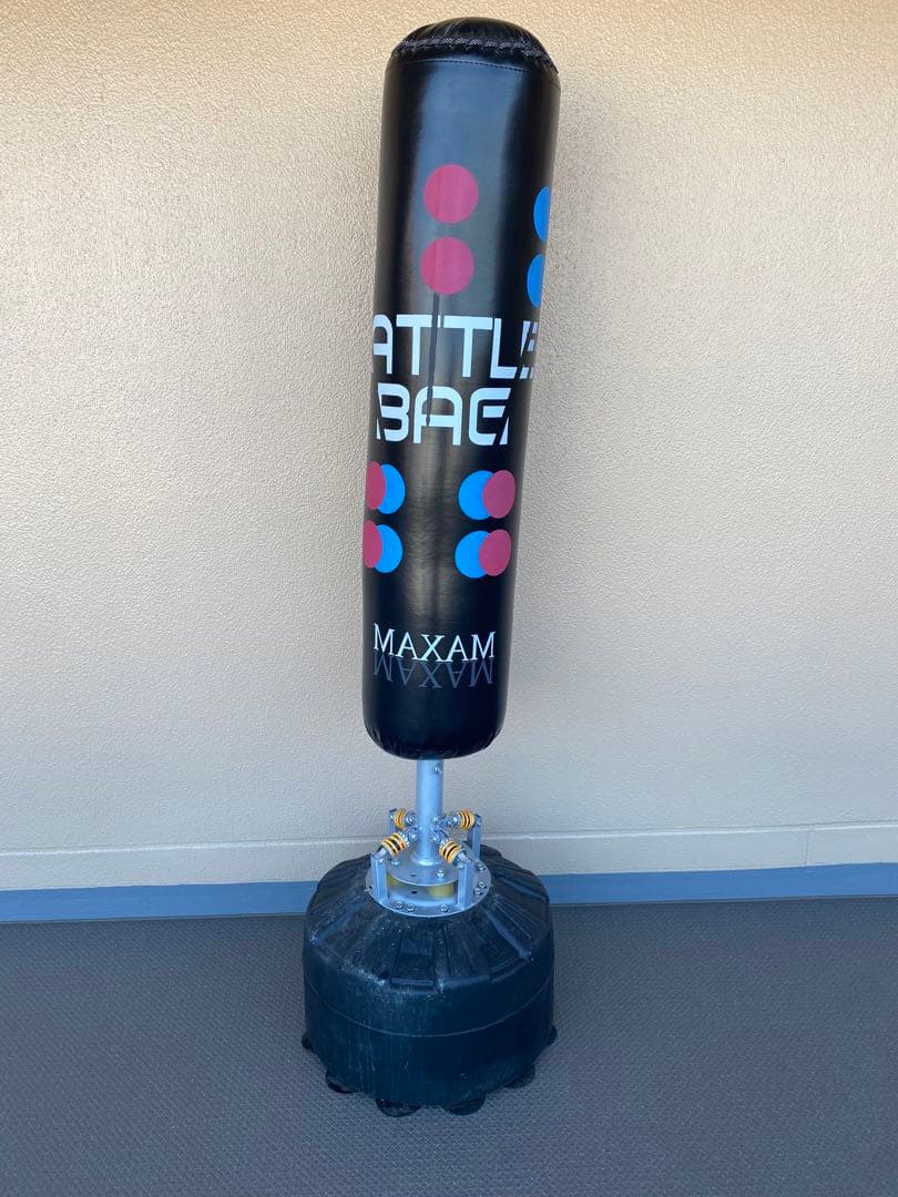 サンドバッグ　ミット　スタンド　トレーニング　ボクシング　キックボクシング