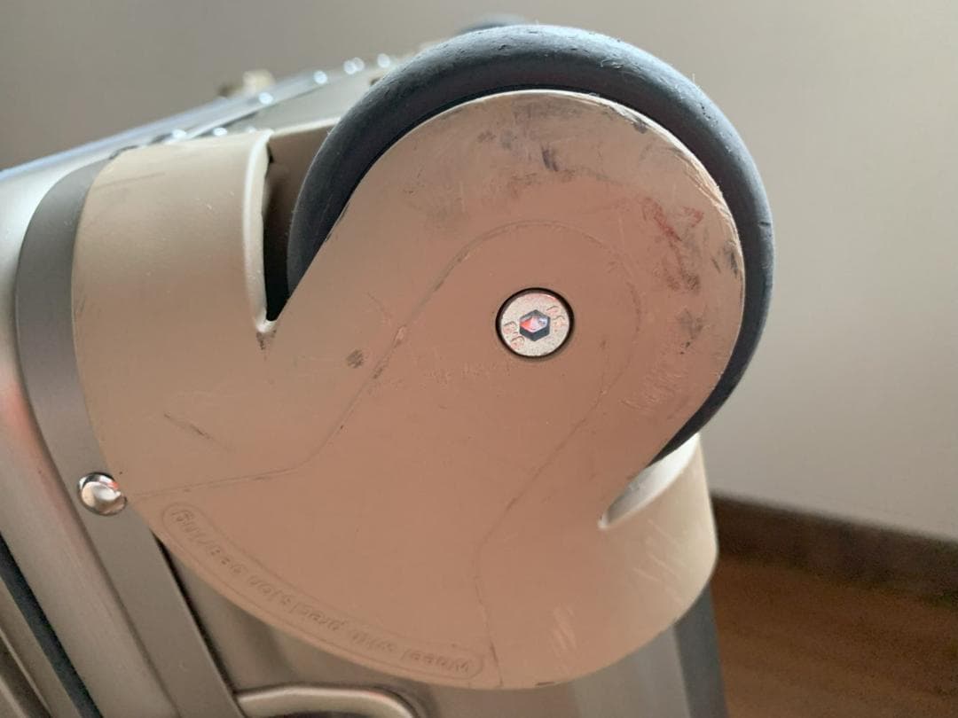 【豆太郎さま専用】RIMOWA TOPAS チタニウム 2輪キャリーケース S