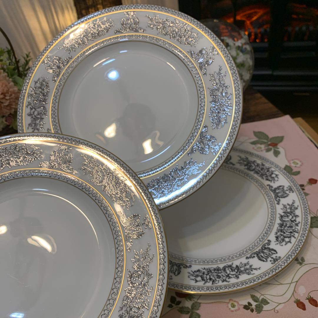 希少　ウェッジウッド　ブラック　コロンビア　22.5cmディナープレート パスタ