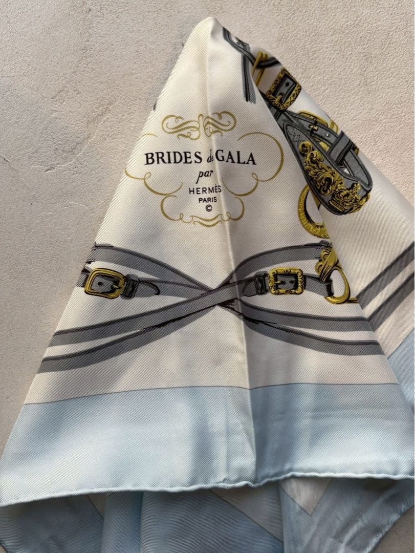 【極美品】HERMESカレBRIDESde GALA シルクスカーフ 水色