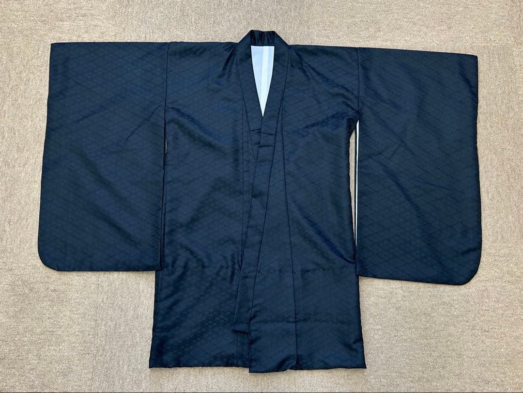 7才サイズ　男児　羽織　袴セット　黒