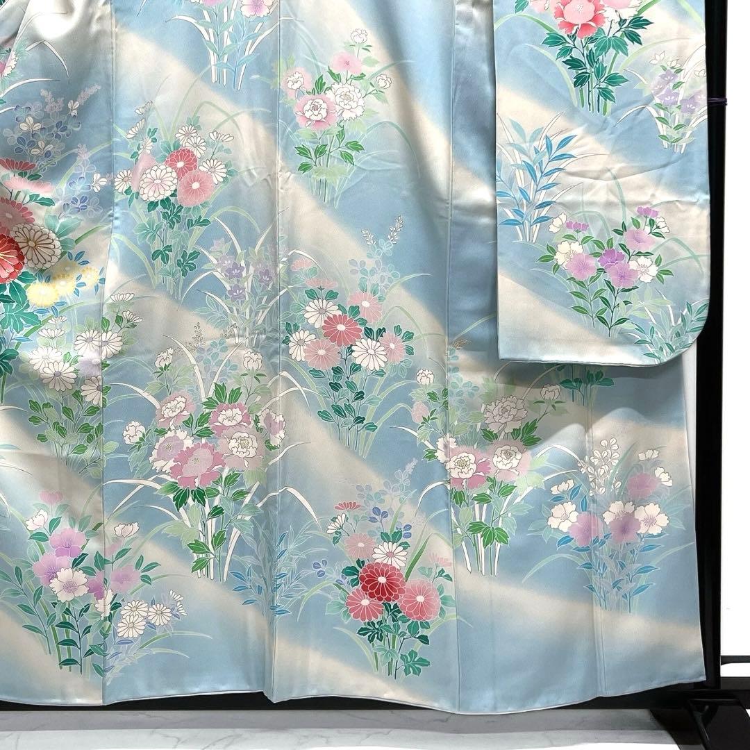 振袖　金駒刺繍　金彩　菊花　牡丹　ライトブルー　成人式　着物　101b d