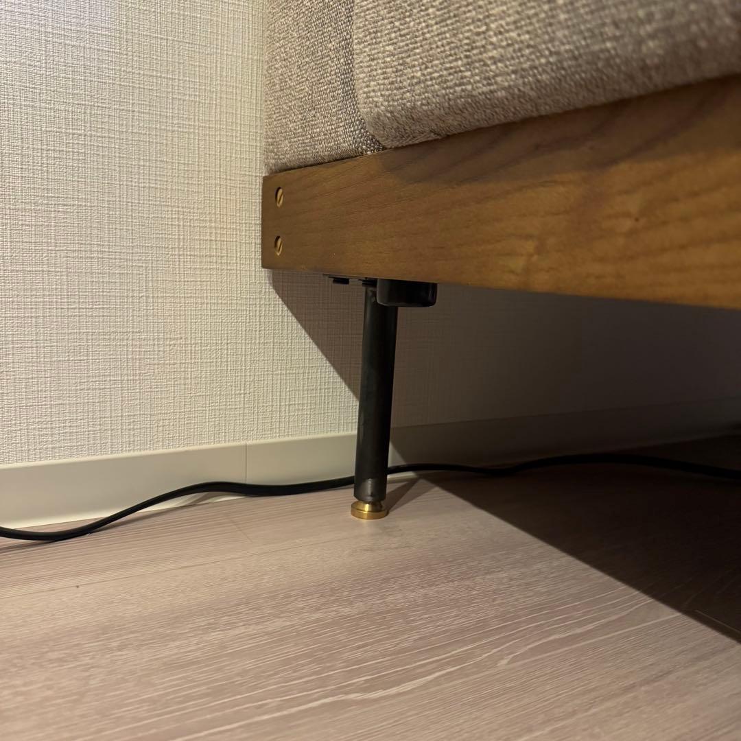 JOURNAL STANDARD FURNITURE LILLE SOFA ①