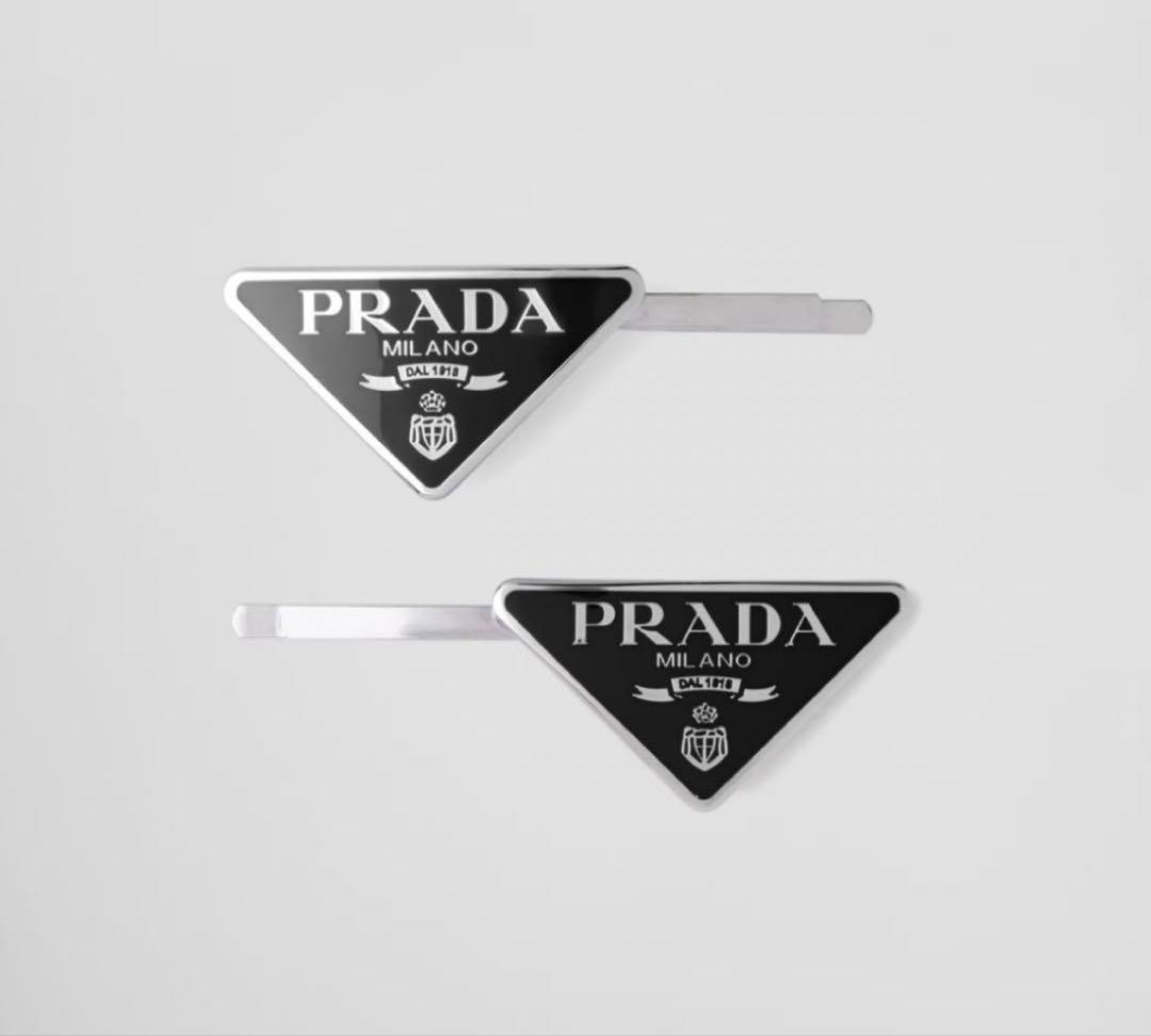 PRADA プラダ ヘアピン 黒