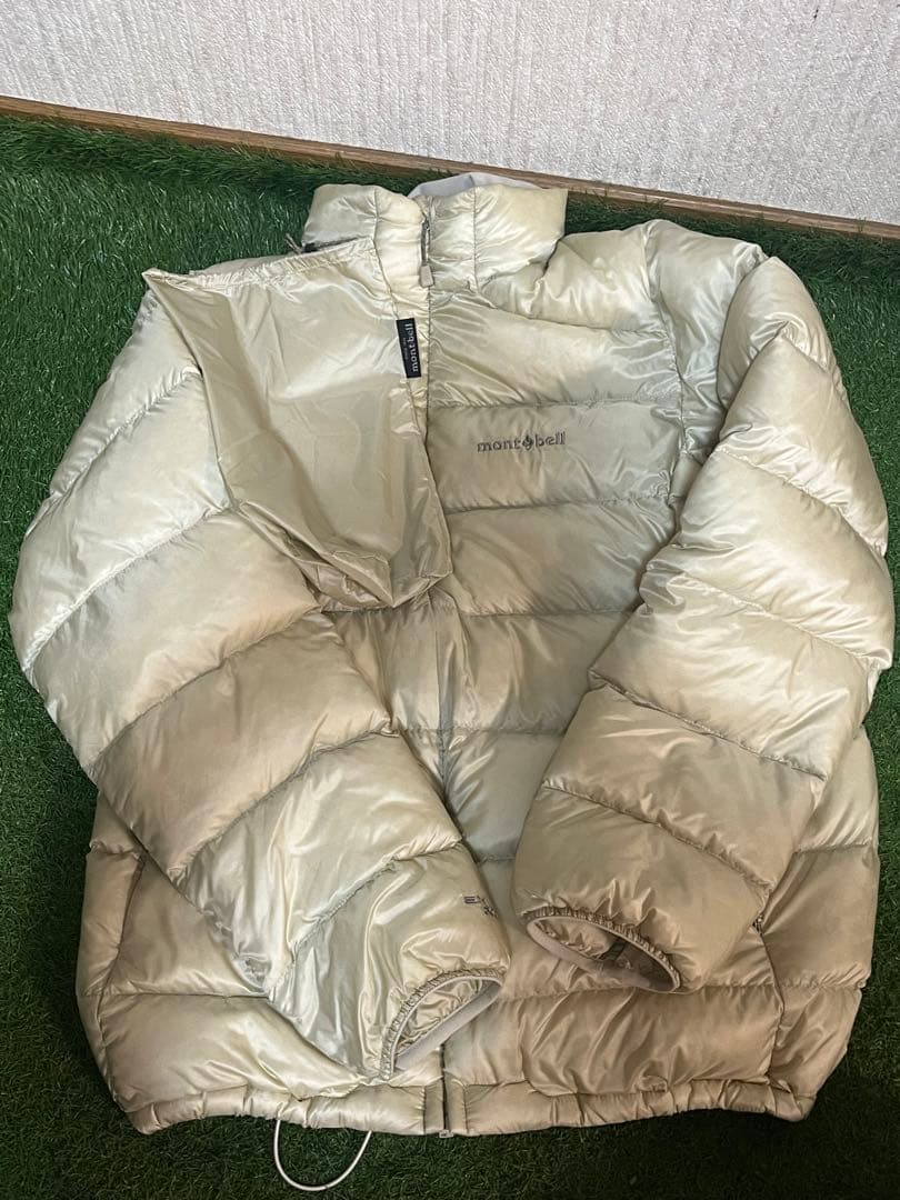 mont-bellダウンジャケットアイボリーカラー800フィルパワー