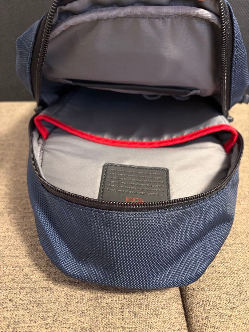 リ*ド様 TUMI 2603807NVY3E Alpha3 ボディバッグ JAL