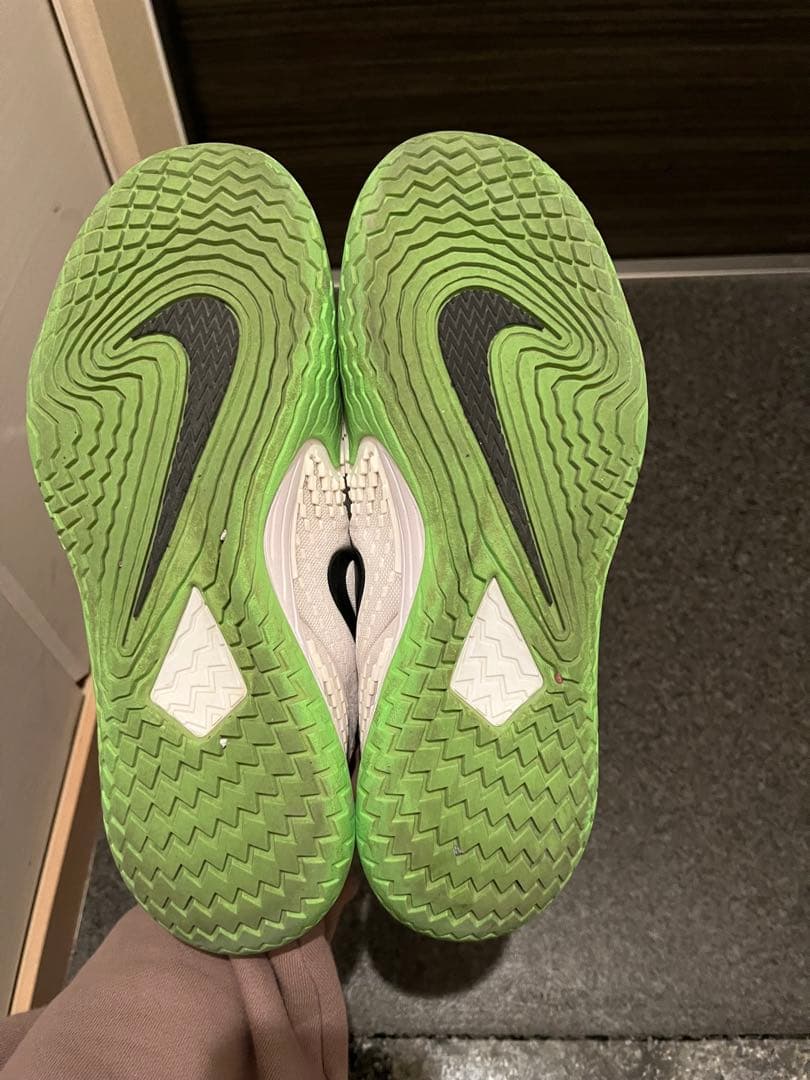 ナダル　テニスシューズ