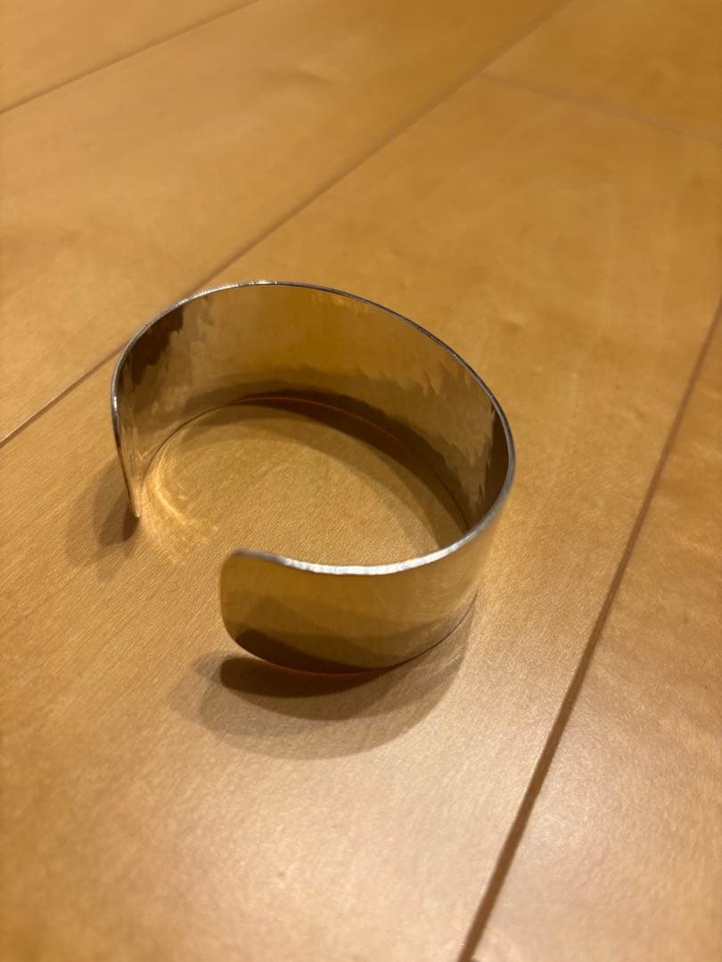 ヤエカ　バングル