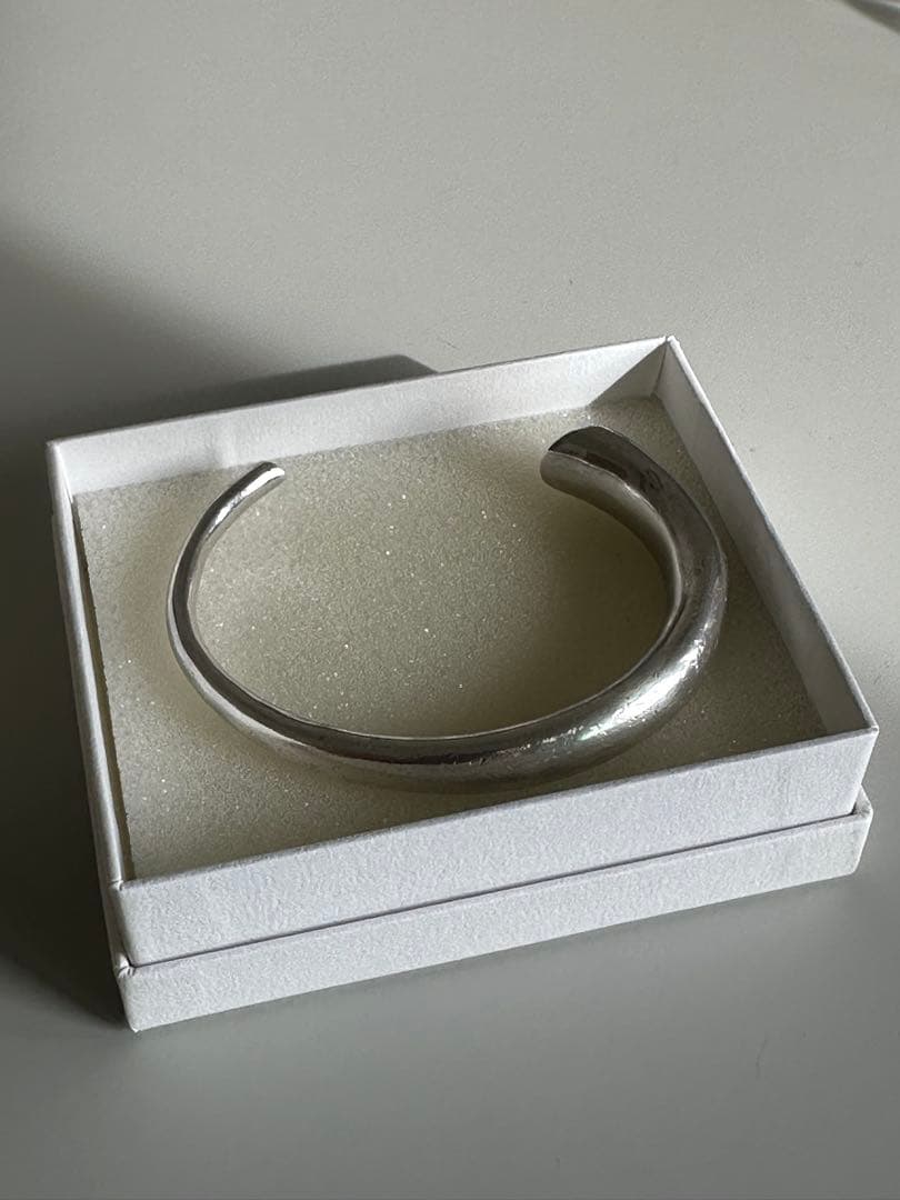 heres(ヒアーズ) HORN BANGLE シルバー バングル