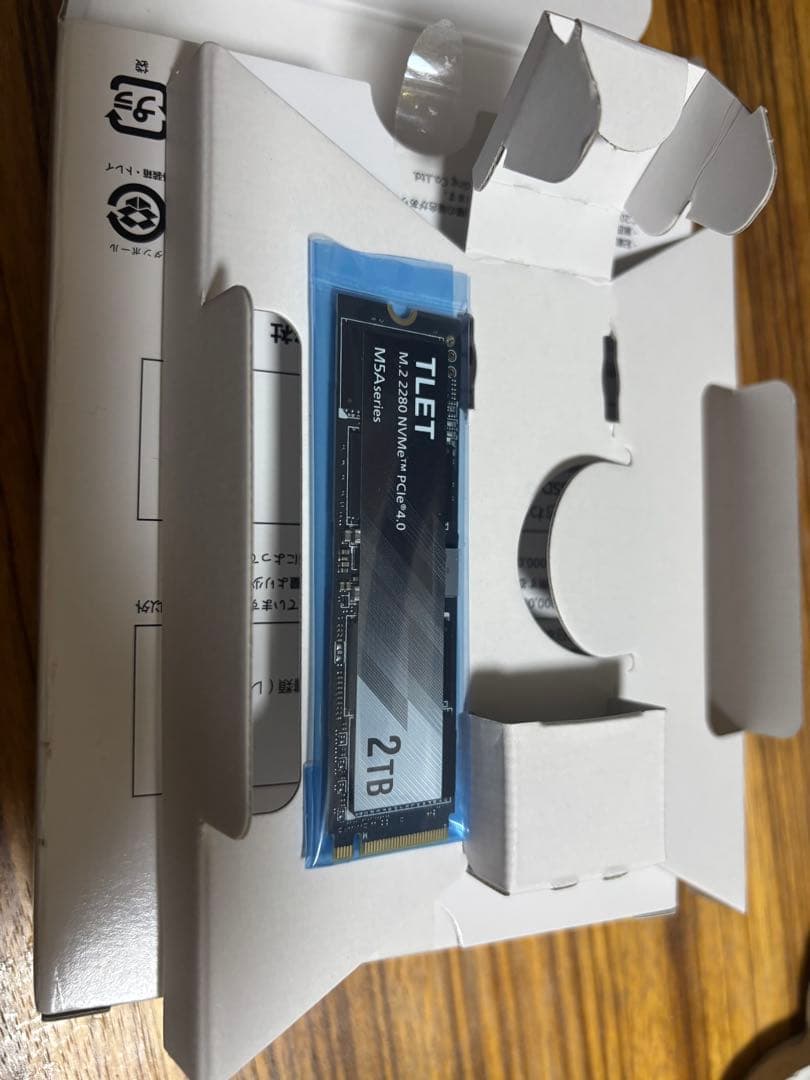 拡張カード TLET SSD 2TB TLD-M5A02T4ML