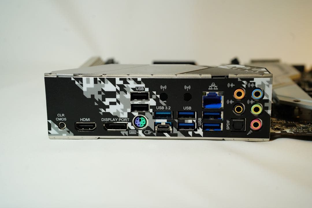 ASRock B550M STEEL LEGEND マザーボード