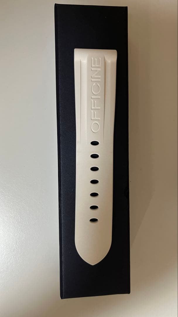 ド*プ様 【OFFICINE PANERAI】 44m用ラバーベルト／ホワイト