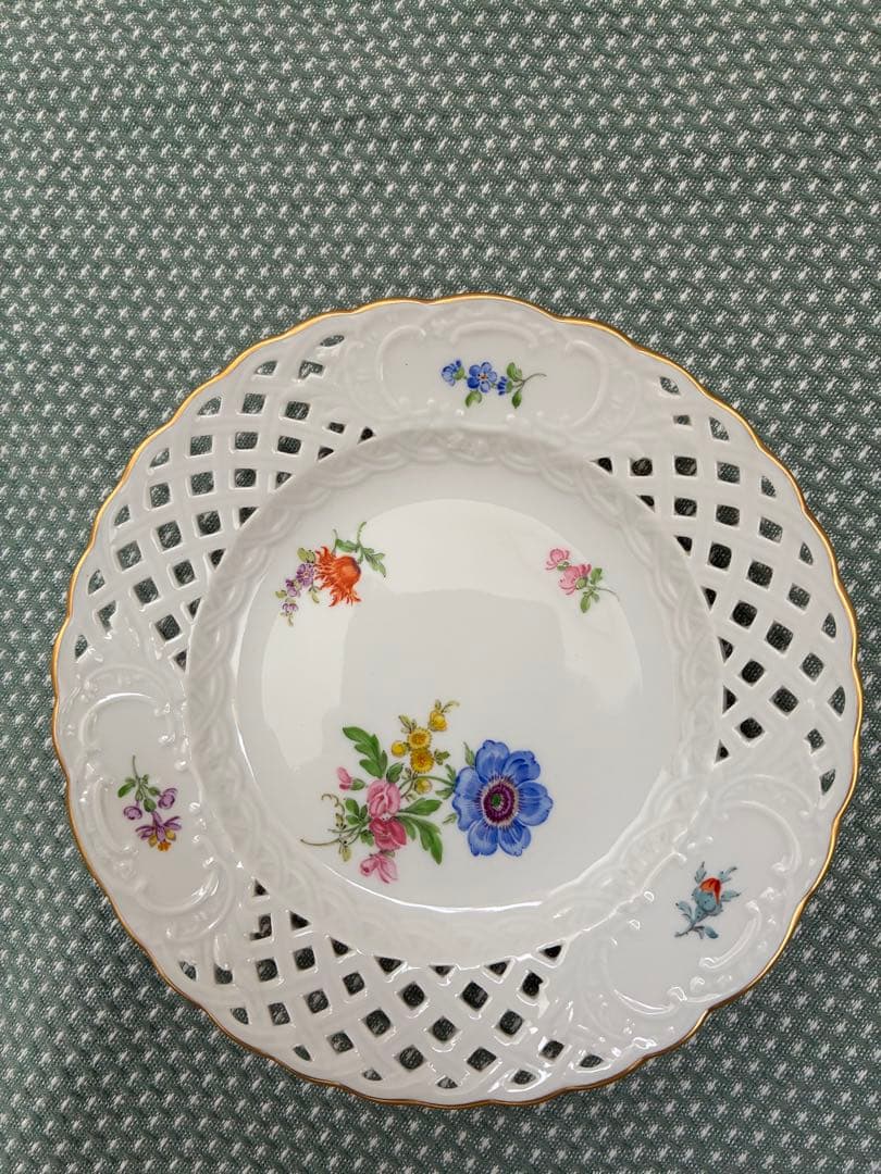 s*u様 マイセンの透かし彫り15cmプレート5枚セット