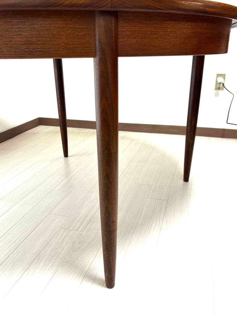 G-Plan Fresco フレスコシリーズ　ラウンドエクステンションテーブル