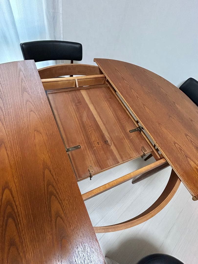 G-Plan Fresco フレスコシリーズ　ラウンドエクステンションテーブル