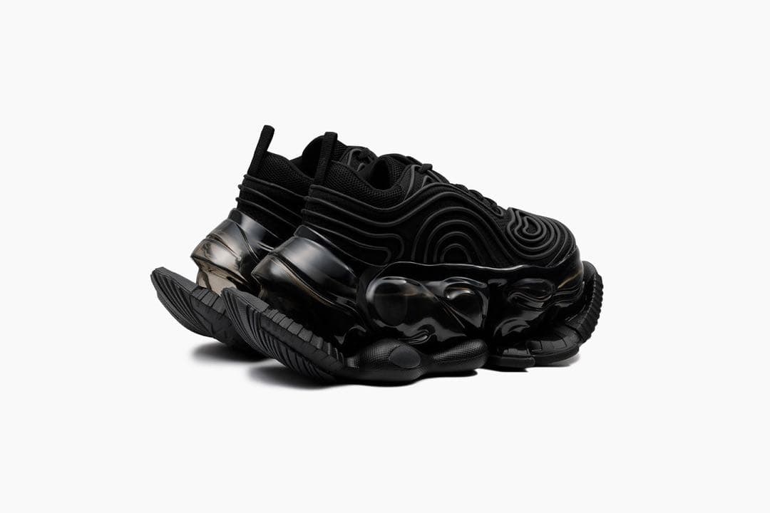 grounds スニーカー　23.5〜24