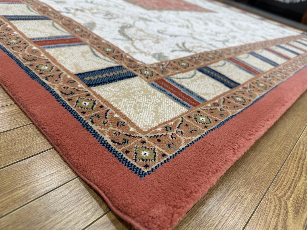 ベルギー製 ラグ カーペット 200×200 正方形 ポリプロピレン 美品